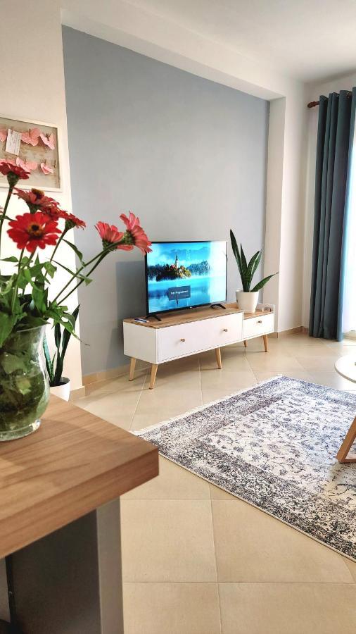 Divjaka Apartments 3 - City Center Ngoại thất bức ảnh