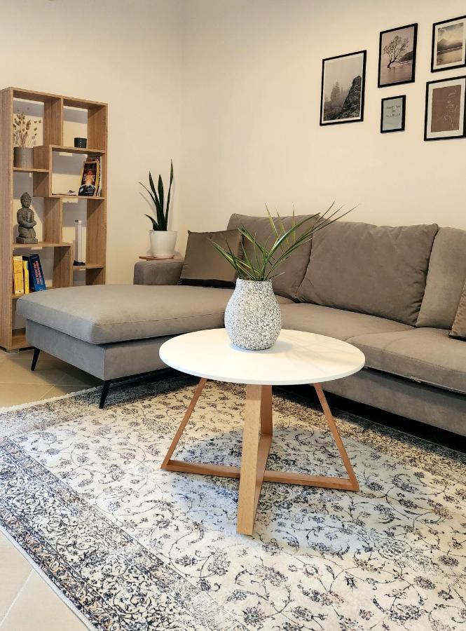 Divjaka Apartments 3 - City Center Ngoại thất bức ảnh