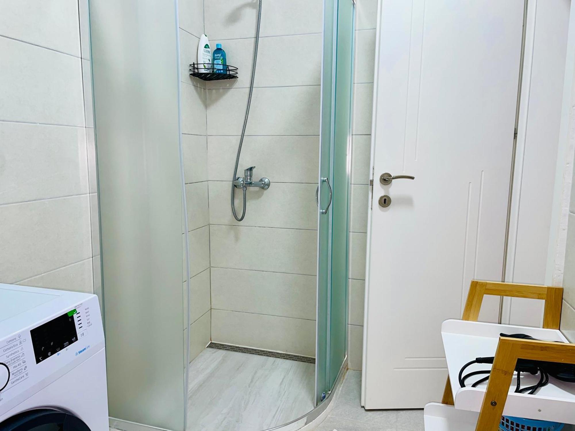 Divjaka Apartments 3 - City Center Ngoại thất bức ảnh